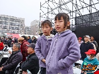 江陵六合垸：樱花谷游园会，一场春日里的浪漫奔赴