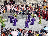 荆州古城开城迎宾 楚风楚韵礼遇荆马跑友