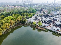 图集 | 碧水繁花相映 荆州三国公园春意浓