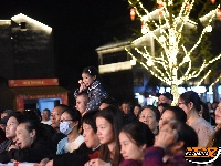 图集 | 清明假期，荆州“十二时辰”夜场更嗨