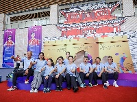 荆州2026全国历史文化名城羽毛球邀请赛开幕式举行