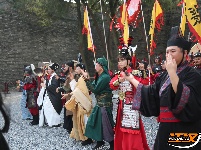 图集 | 《三国英雄路》实景短剧燃爆荆州古城