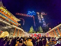 图集 | 清明假期，荆州东门越夜越精彩