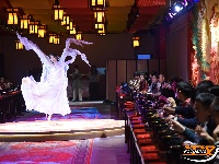 图集 | 清明假期，荆州“十二时辰”夜场更嗨