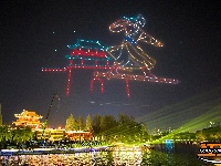 图集 | 清明假期，荆州东门越夜越精彩