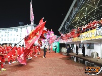 图集 | 荆州“第12人” 热血爆燃助首胜
