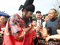“ 五一” 老南门 节日的喜庆氛围拉满