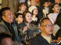 图集 | 看球赛、嗦粉面！荆州这场狂欢点燃夜经济