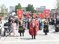 “ 五一” 老南门 节日的喜庆氛围拉满