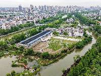 新北门护城河环河口袋公园建成 市民休闲添新景