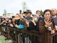 “ 五一” 老南门 节日的喜庆氛围拉满