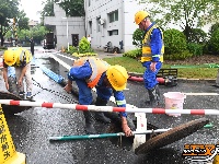 图集 | 未雨绸缪战强雨——沙市多部门联手百人排涝，保障市民出行安全
