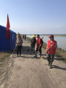 纪南文旅区492人昼夜驻守长湖 拉网式巡堤查险