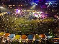 图集 | 看球赛、嗦粉面！荆州这场狂欢点燃夜经济