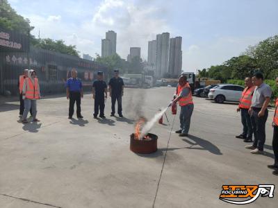 筑牢安全防线：沙市城管开展端午消防安全应急演练 