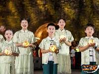 图集 | 荆州“端午奇妙夜”首演点亮东门
