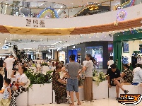 荆州：夏夜纳凉带火商圈消费