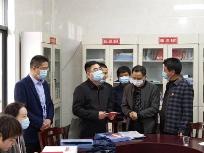 石必成到东升镇开展消费扶贫活动