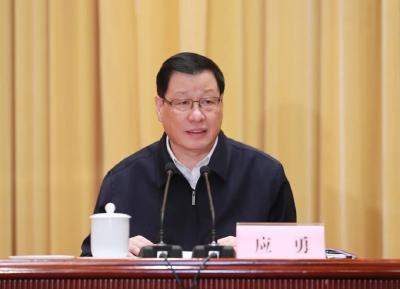 盯住“人”、管住“物”、防住“地”！今天这场会议对我省常态化疫情防控工作提出这些要求