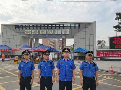石首城管执法部门全力保障考点周边环境秩序