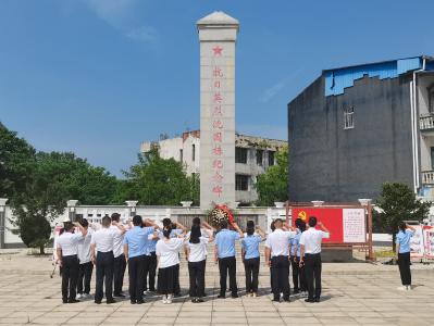 市应急管理局开展庆“七一”主题党日活动