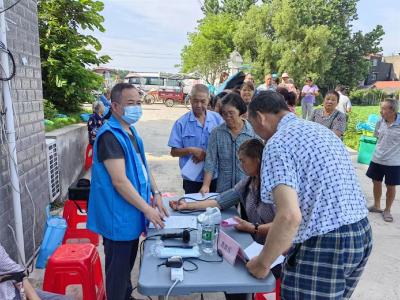 调关镇卫生院对辖区35岁以上常住居民开展心脑血管疾病一体化防治筛查