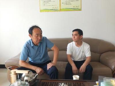 市档案馆到湖北万顺木业有限公司开展党员干部“下基层 察民情 解民忧 暖民心”实践活动