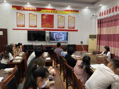 横沟市镇举办“青春之我 与廉同行”年轻干部廉洁教育座谈会