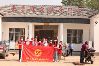 石首市社会养老保险服务中心到联系村开展喜迎二十大，共同缔造“三清四化”活动