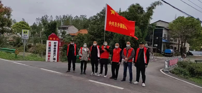 东升镇新港口村创新防控方式 联防联控抓抗疫