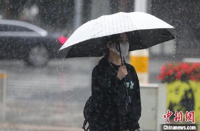 南方再迎雨水天气，大部地区气温较常年偏高