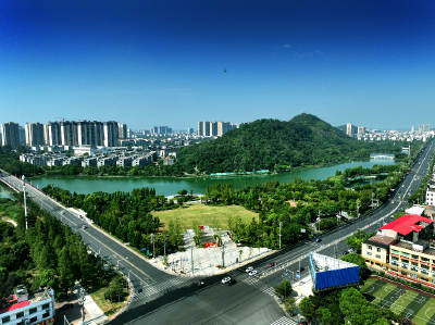 石首：Citywalk，想你的风还是吹到了山底湖