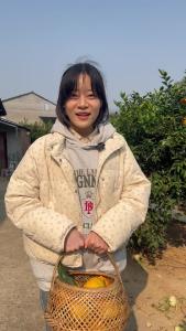 金果挂枝头，桃花山的皱皮柑丰收啦！