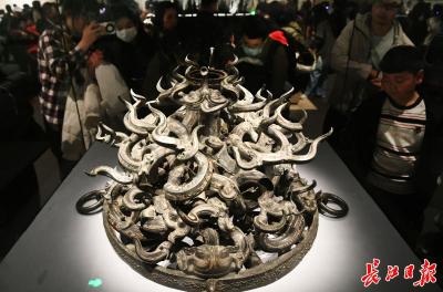 代表委员及武汉干部群众热议“以文化赋能经济社会发展”：讲含“新”量，也要讲含“文”量