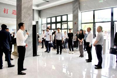 东湖评论：为聚力支点建设营造更好的平安法治环境