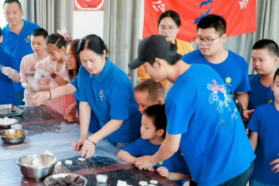公安县蓝丝带志愿者协会开展系列公益活动
