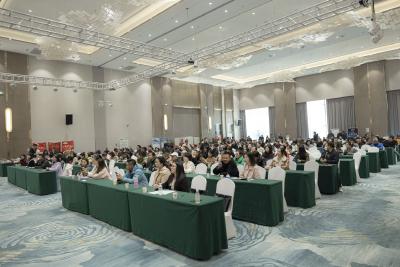 公安县第一届电商大会举行