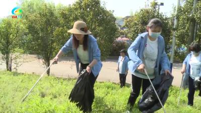 南平镇长跑协会：赠送环保垃圾桶 美化环境助振兴