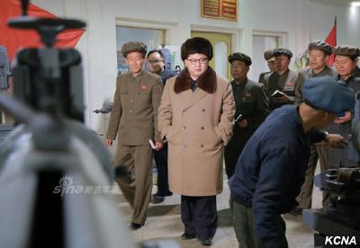 金正恩视察龙城机械厂 系弹道导弹主要生产基地(图)