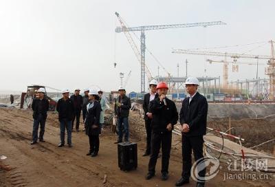 全县招商引资暨重点项目建设调度会议召开