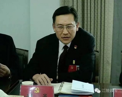 刘勇、韩旭参加分团讨论党代会报告