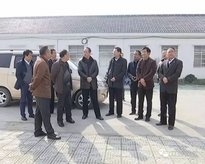 荆州市委常委、市委秘书长刘曾君督导江陵县全面从严治党工作