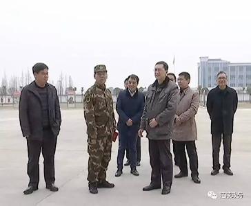刘勇走访慰问离退休老干部、驻地部队