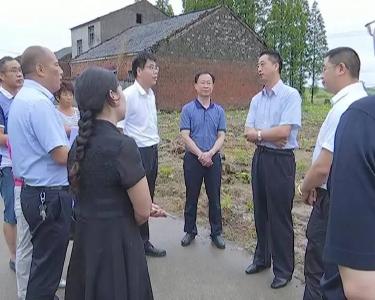 风雹灾情牵动着市领导的心 邓应军来江陵指导抗灾救灾工作