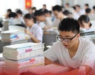 @江陵高考生，总书记的这些话为你打气加油