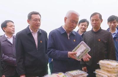 五年！江陵的30个贫困村全部出列！
