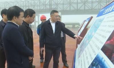 刘勇检查督办全县长江大保护、河湖长制和重点项目建设工作