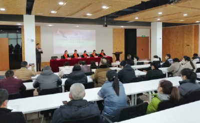 “决胜小康  奋斗有我”百姓宣讲专场报告会走进江陵经济开发区