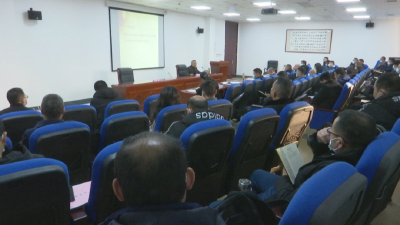 肖吉武为科级干部主体班学员作意识形态工作专题辅导