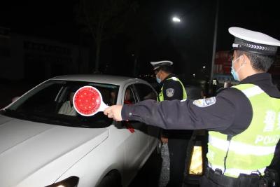 江陵警方开展集中清查行动